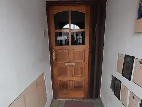 España 4300, Piso PB