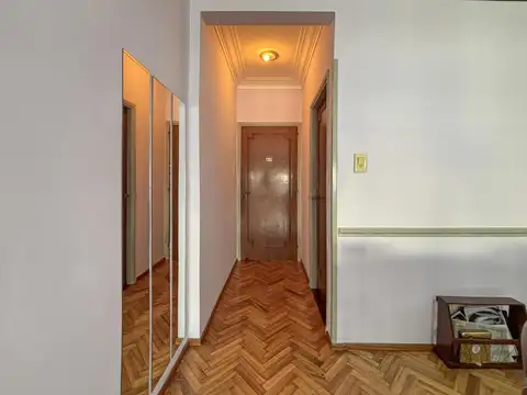 Departamento 6 ambientes con 2 baños