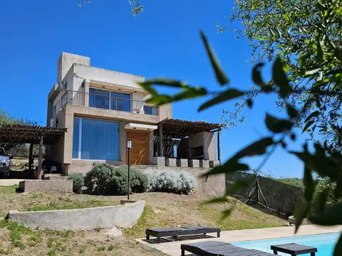 Casa de categoría en venta - Estancia Vieja