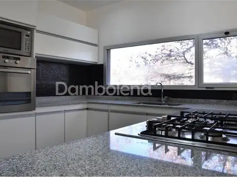 Casa  en Venta, El Nacional, General Rodríguez