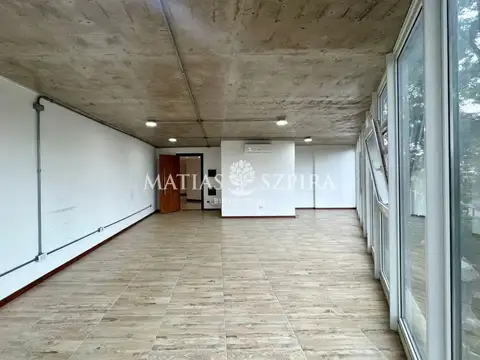 Oficina en Alquiler en Francisco Alvarez, USD 750