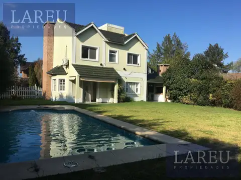 Casa en el Barrio La Casualidad, Pilar