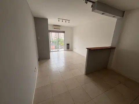 DEPARTAMENTO  EN ALQUILER RAMOS MEJIA  CENTRO