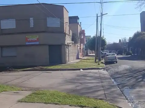 CASA 134 ESQ 61 CASA 2 PLANTAS CON LOCAL PERMUTA