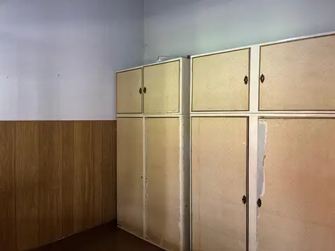 OPORTUNIDAD CASA EN  LOTE 300 MTS LOS POLVORINES