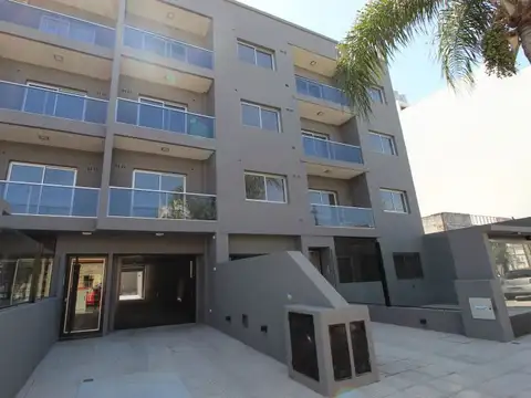 VALENTIN CARDOZO 2100, Piso PB