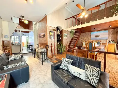 VENTA PH LA BOCA 5 AMBIENTES
