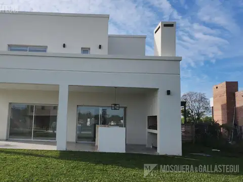 Casa en Alquiler A Estrenar