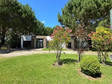 Del Lazo e/ Del Recado y Del Apero