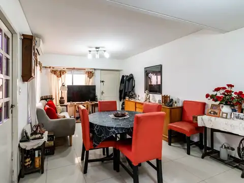 Depto Tipo Casa en Venta de 3 ambientes