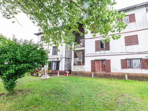 VENTA DEPARTAMENTO  CLAYPOLE.