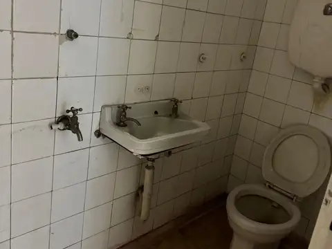Venta de local comercial en Pocitos