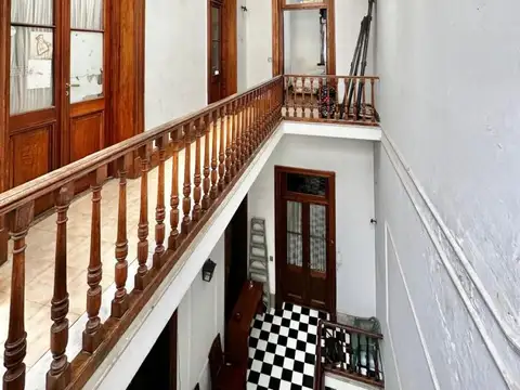 Depto Tipo Casa en Venta de 7 ambientes
