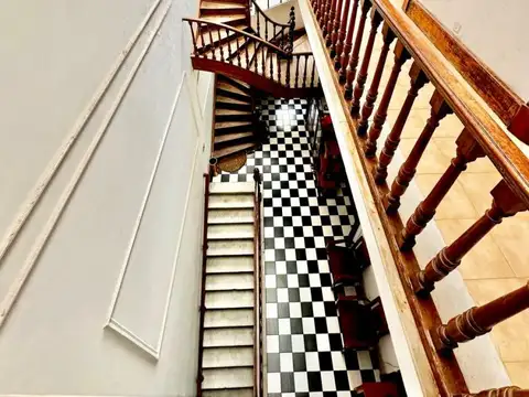 Depto Tipo Casa en Venta de 4 dormitorios