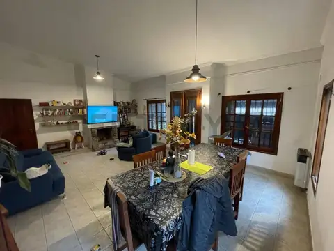 Alta Gracia Casa de Categoria 4 Dorm.