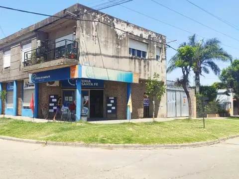 Capitan Bermudez, Laprida 100, local y departamento 3 dorm