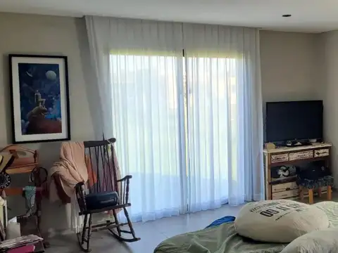 Casa en venta - 4 Dormitorios 4 Baños - Escobar