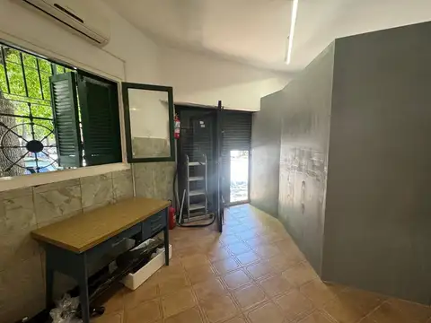 Coronel Salvadores 1600