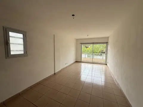 Monoambiente en Alquiler en San Martin Centro