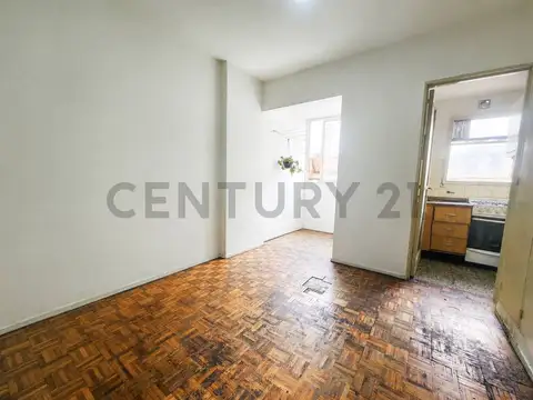 Venta Monoambiente 6to piso Luminoso con Vista Abierta