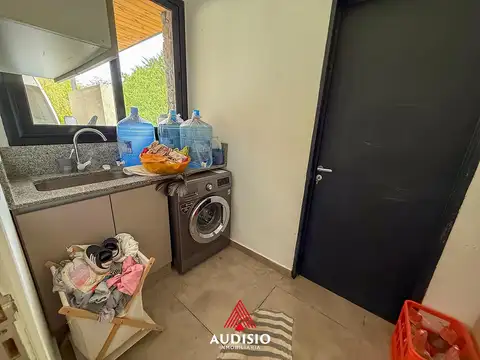 Casa en Venta al Este