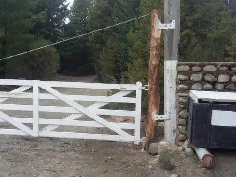 Casa 6 ambientes con 2 baños