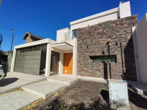 Casa en Venta 1 año
