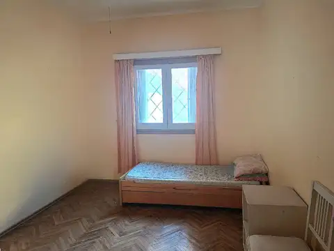 VENTA CASA DE ALTOS 3 DORM PARRILLERO LA COMERCIAL