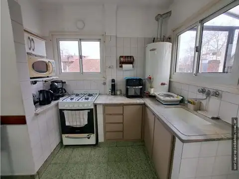 Depto Tipo Casa en Venta en Pompeya, USD 140.000
