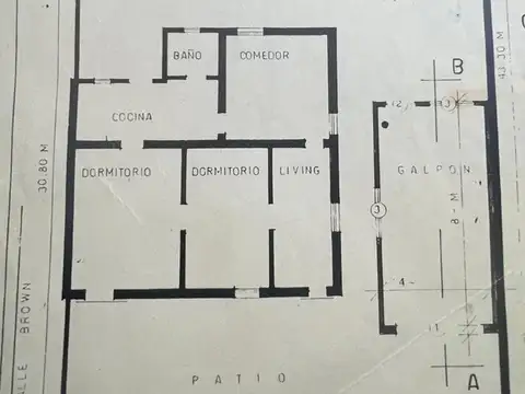 Casa 2 ambientes con 1 baño