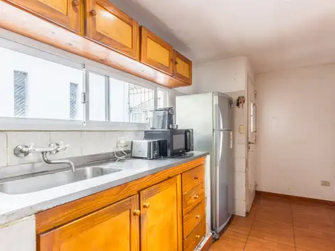 Avenida Juan Bautista Justo 8000, Piso 0