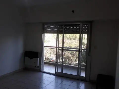 Avenida Castañares 4200, Piso 2°