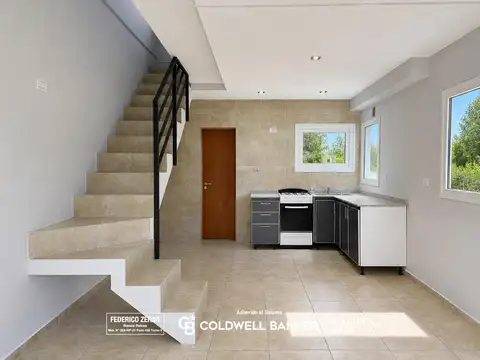 Alquiler Permanente PH Barrio Entre Pinos - 2 Habitaciones 2 Baños