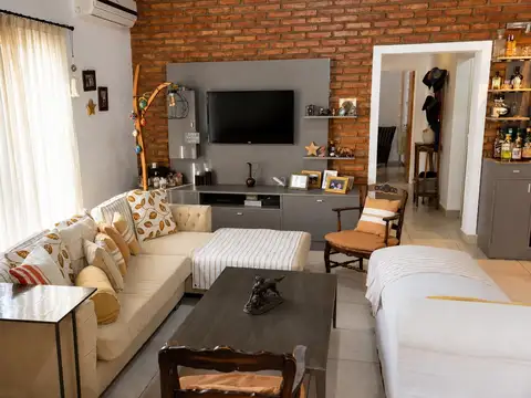Casa en Venta en Puerto Roldan, USD 297.000