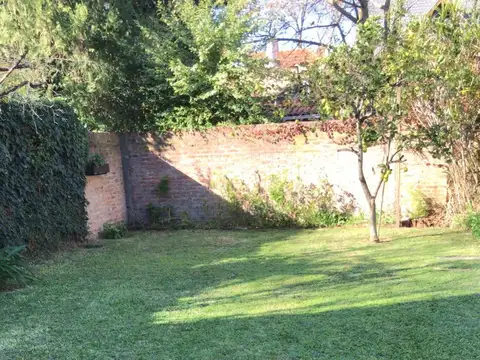 Casa para actualizar en venta en Martinez Vias / Santa Fe