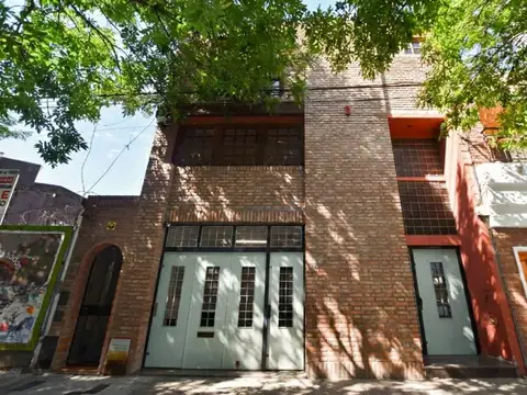 CASA EN VENTA USO COMERCIAL/PROFESIONAL ABASTO