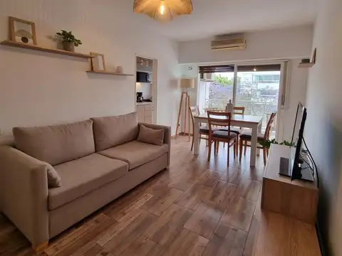 Departamento en Alquiler en Vicente Lopez Vias / Rio, USD 750