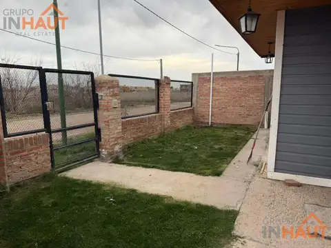 Casa en Venta en General Fernández Oro, USD 100.000
