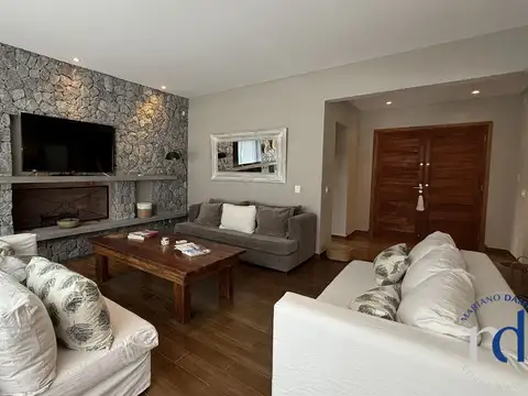 Casa en Venta al Este