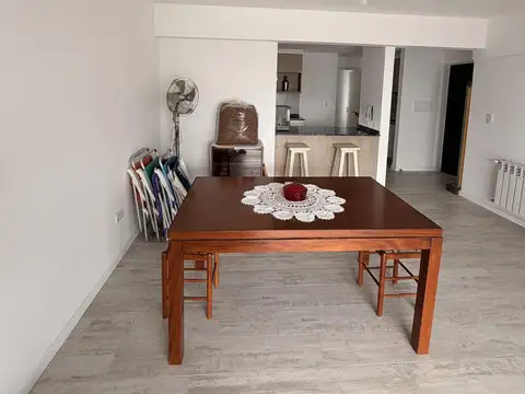 Departamento con cochera y baulera