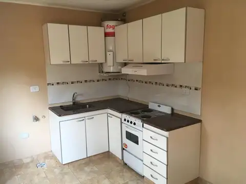 Depto Tipo Casa en Alquiler de 3 ambientes