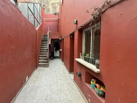 Depto Tipo Casa en Venta de 5 ambientes