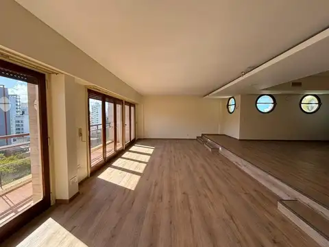 10 entre 51 y 53 900