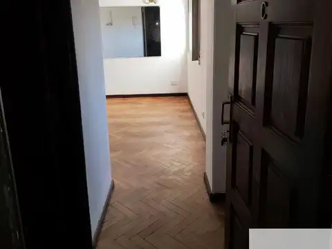 Departamento de dos dormitorios en venta en edificio Horizonte I Concordia