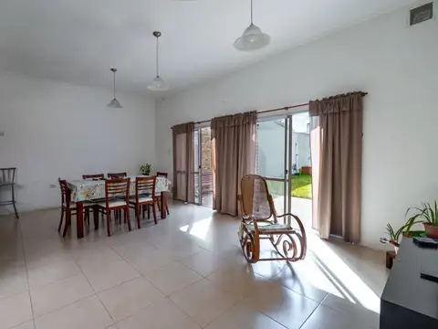 Casa en Venta en Arroyo Seco, USD 165.000