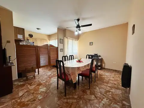 Casa en  Venta - Calle 48 e/25 y 26 - Parque San Martin - La Plata