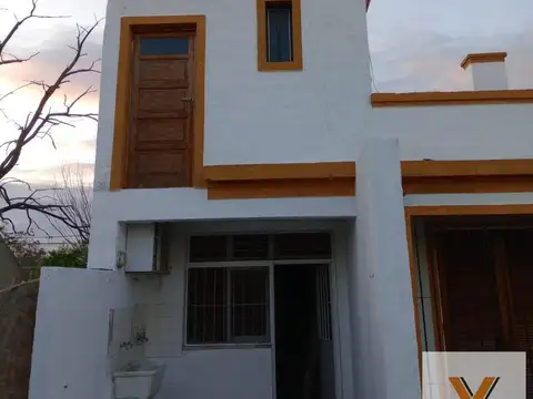 Casa en venta . 4 Dormitorios 4 Baños - 500Mts2 - Bolívar