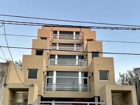 Excelente Oficina en Venta