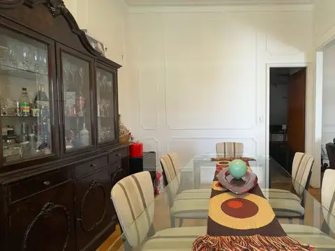 Venta depto 5 ambientes Flores balcon baulera