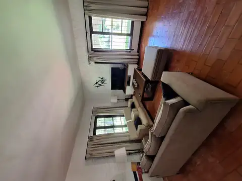 Casa Quinta sobre Ruta 9 Barrio Coto de Alameda